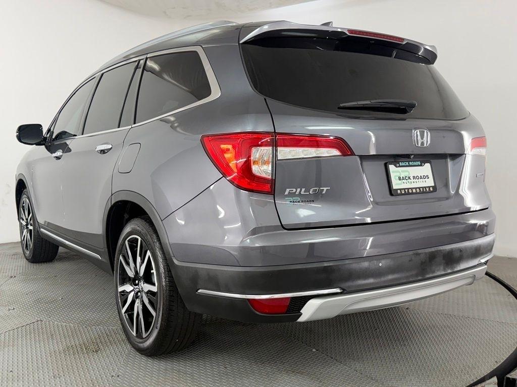 Honda Pilot Touring 8-Passenger 2WD 2020