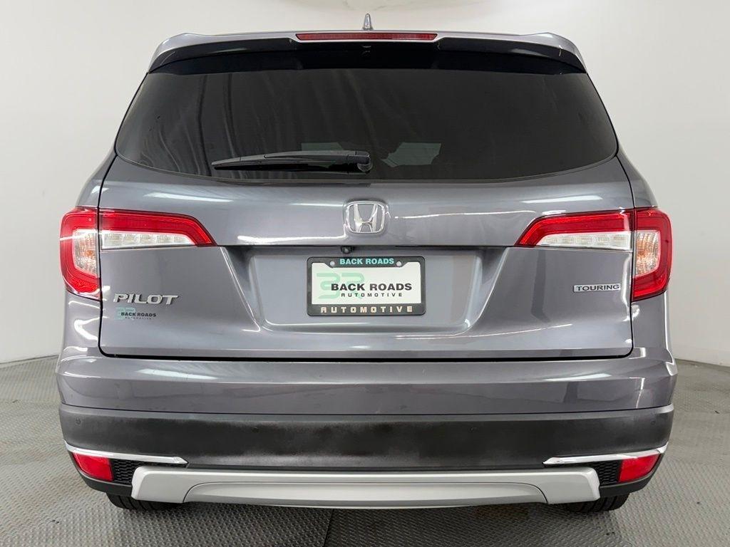 Honda Pilot Touring 8-Passenger 2WD 2020