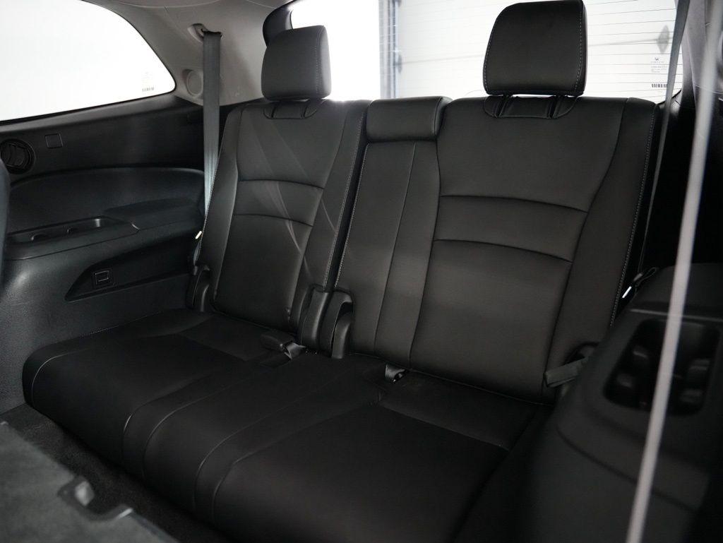 Honda Pilot Touring 8-Passenger 2WD 2020