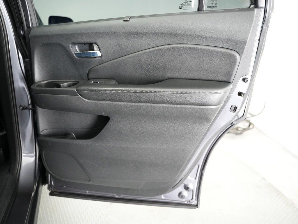 Honda Pilot Touring 8-Passenger 2WD 2020