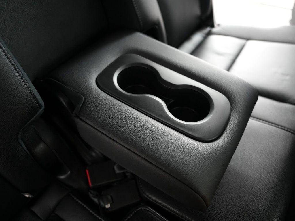 Honda Pilot Touring 8-Passenger 2WD 2020