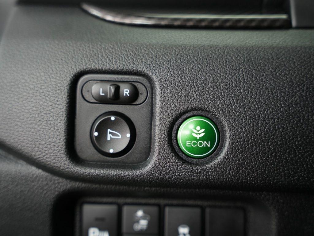 Honda Pilot Touring 8-Passenger 2WD 2020