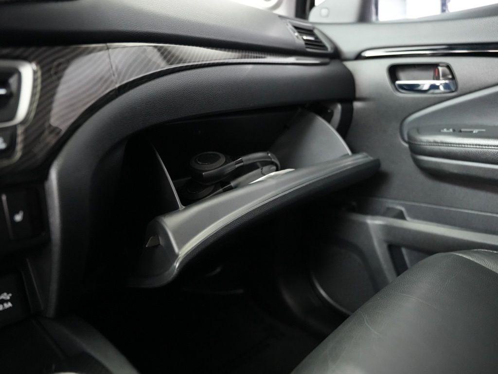 Honda Pilot Touring 8-Passenger 2WD 2020