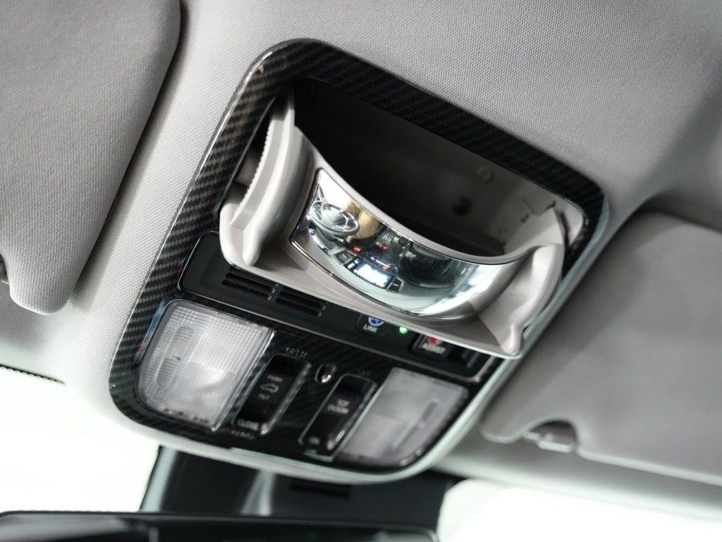 Honda Pilot Touring 8-Passenger 2WD 2020