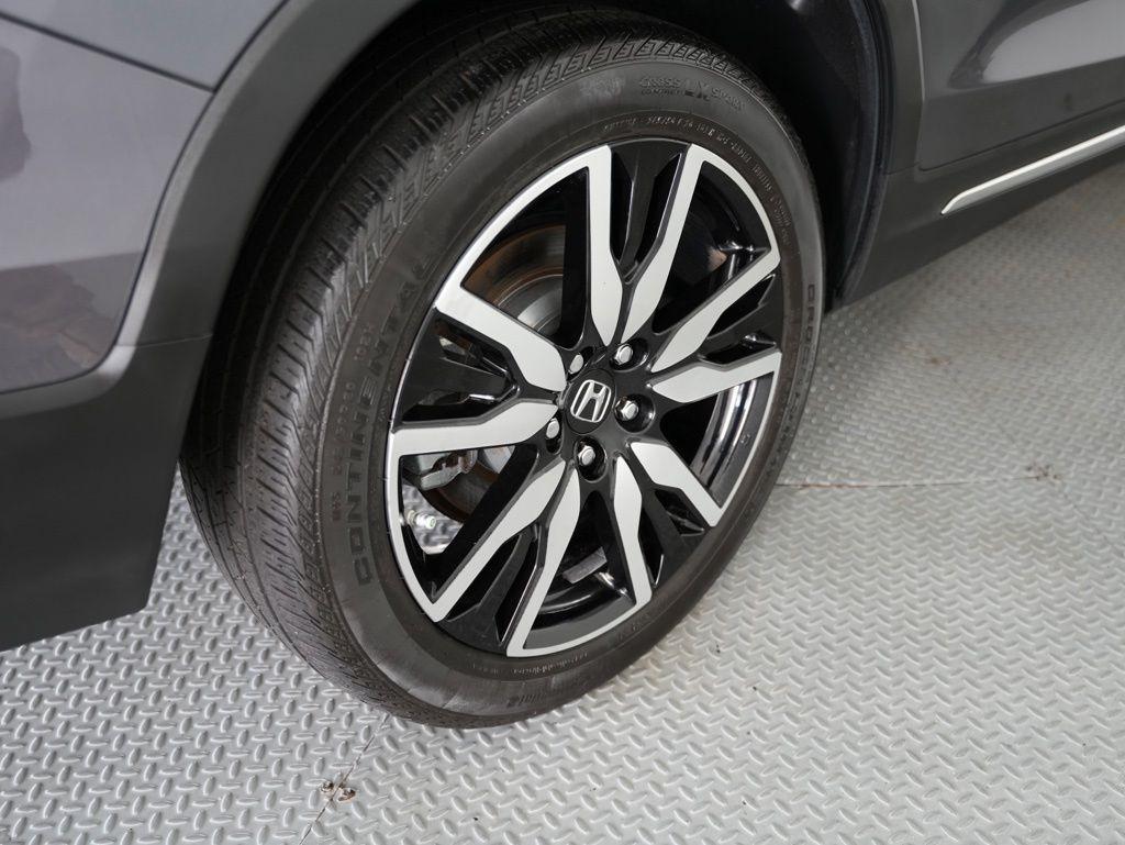 Honda Pilot Touring 8-Passenger 2WD 2020