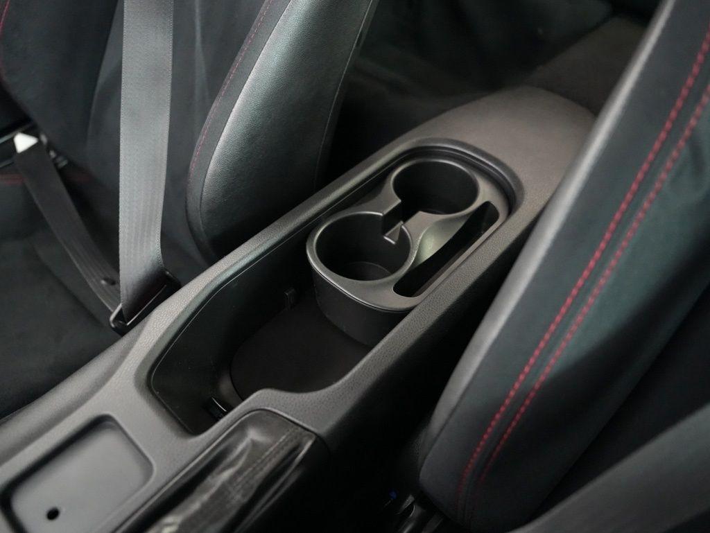 Scion FR-S 2dr Cpe Man (Natl) 2013