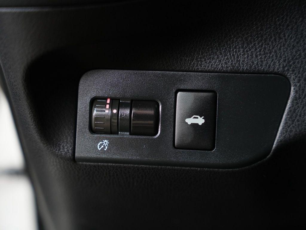 Scion FR-S 2dr Cpe Man (Natl) 2013