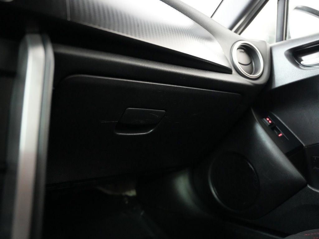 Scion FR-S 2dr Cpe Man (Natl) 2013