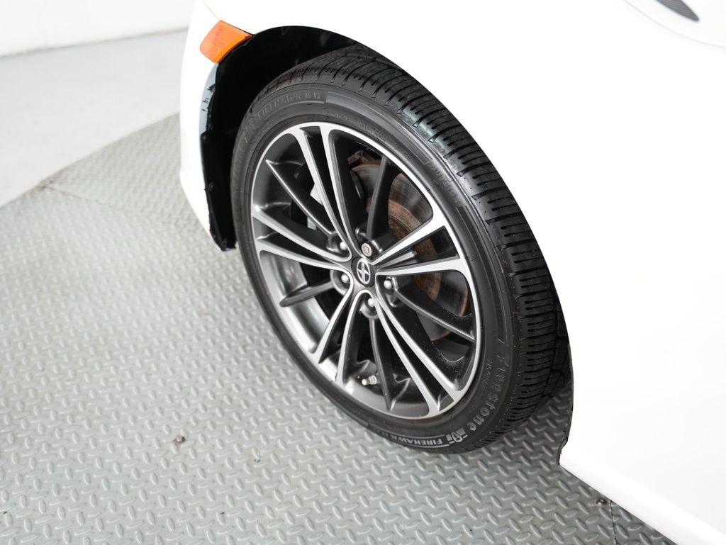 Scion FR-S 2dr Cpe Man (Natl) 2013