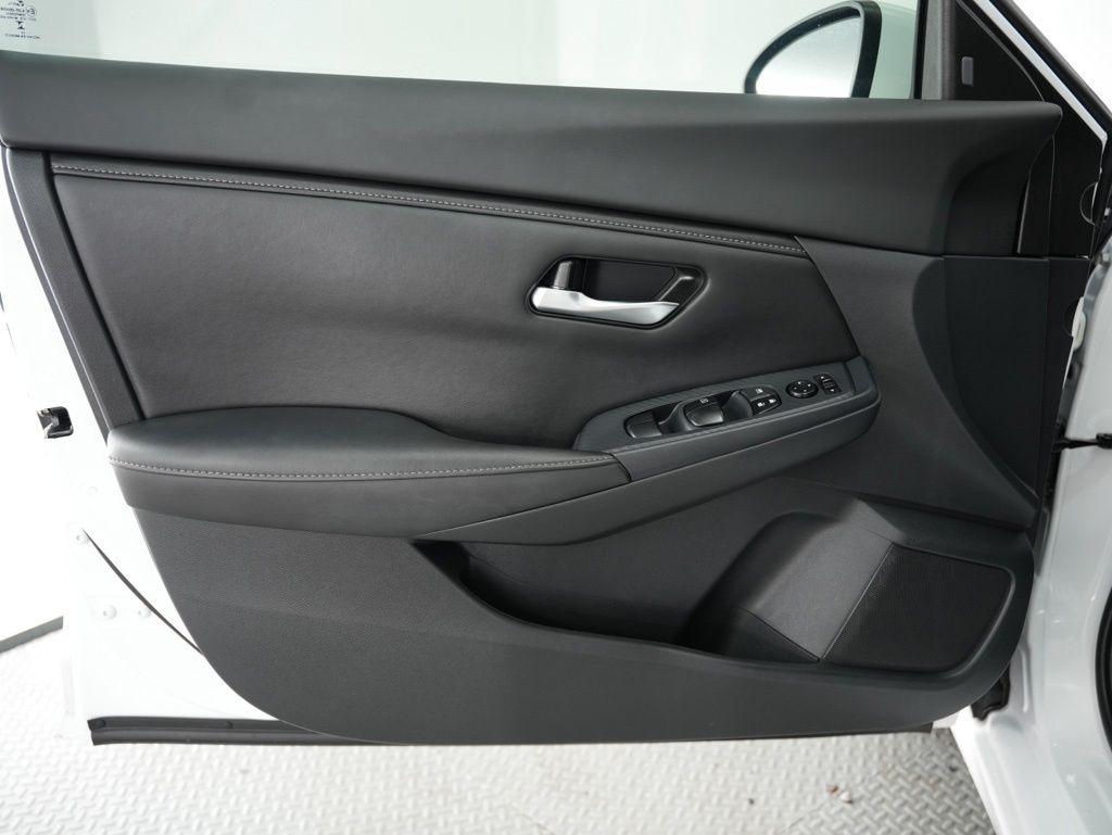 Nissan Sentra SV CVT 2023