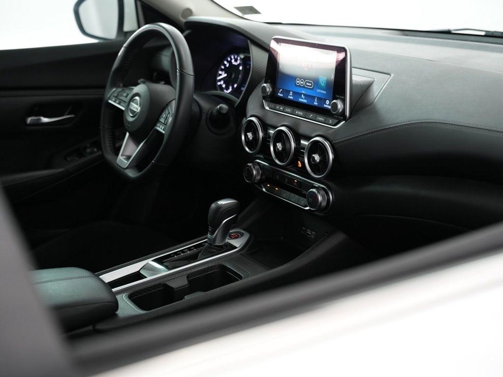 Nissan Sentra SV CVT 2023