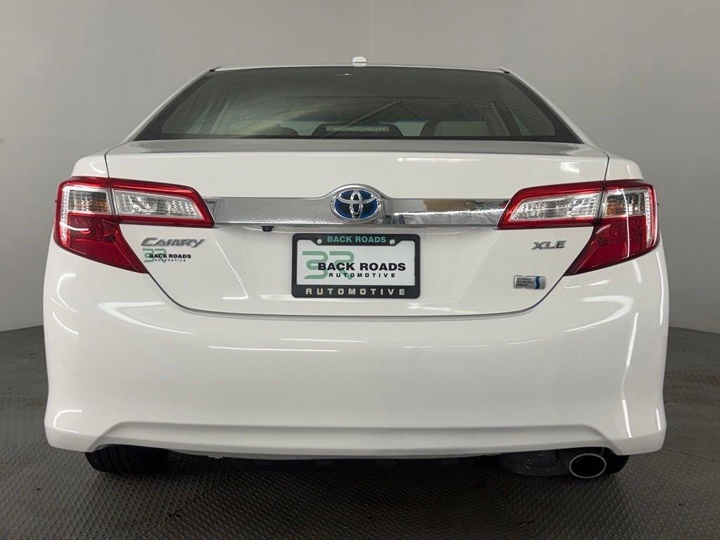 Toyota Camry Hybrid 4dr Sdn XLE (Natl) 2012