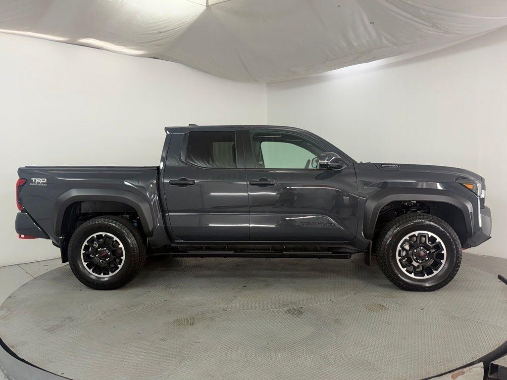 Toyota Tacoma 4WD TRD Sport Hybrid Double Cab 5' Bed AT (Natl) 2024