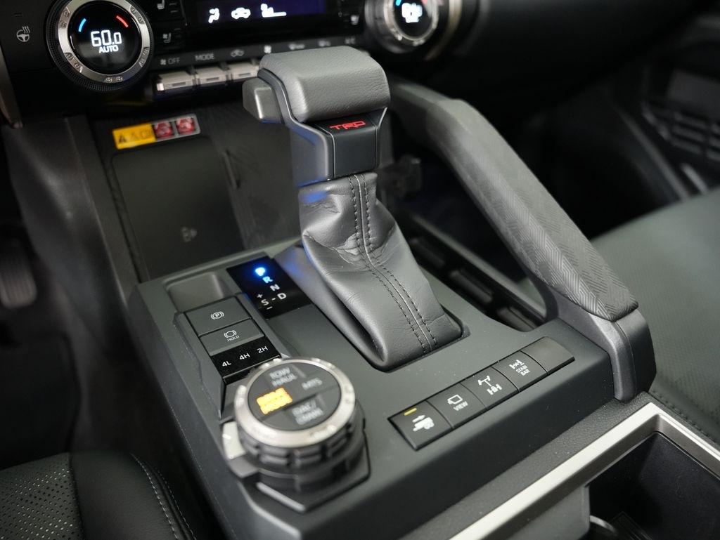 Toyota Tacoma 4WD TRD Sport Hybrid Double Cab 5' Bed AT (Natl) 2024