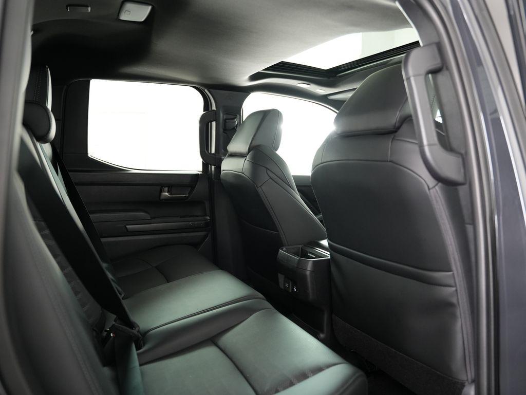Toyota Tacoma 4WD TRD Sport Hybrid Double Cab 5' Bed AT (Natl) 2024
