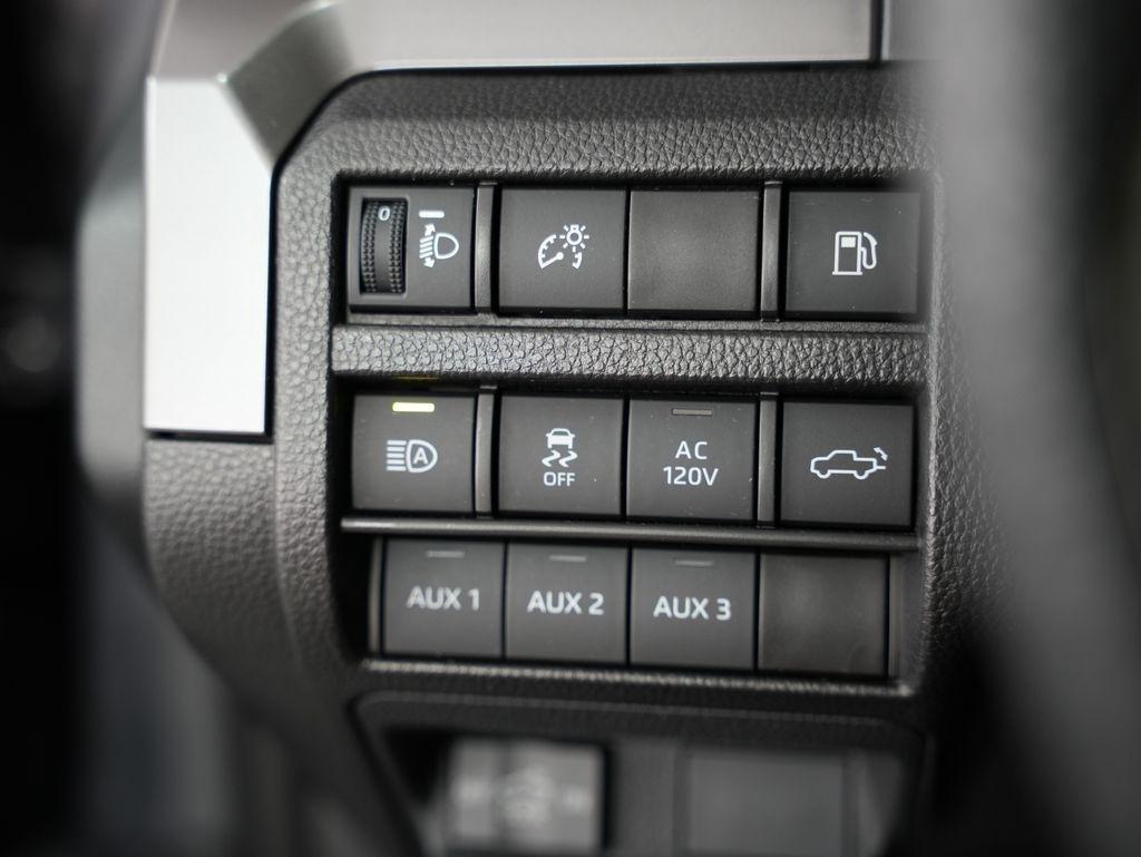 Toyota Tacoma 4WD TRD Sport Hybrid Double Cab 5' Bed AT (Natl) 2024