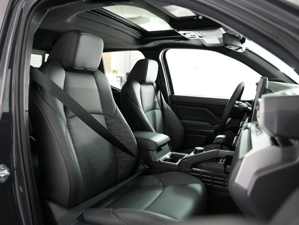 Toyota Tacoma 4WD TRD Sport Hybrid Double Cab 5' Bed AT (Natl) 2024