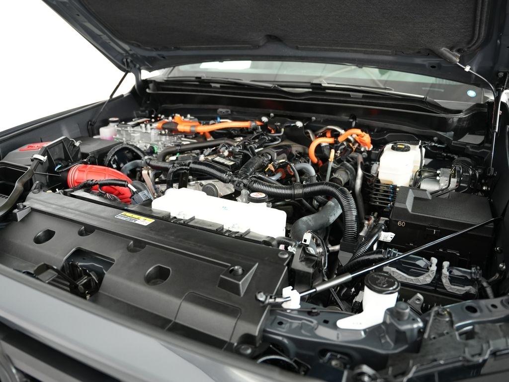 Toyota Tacoma 4WD TRD Sport Hybrid Double Cab 5' Bed AT (Natl) 2024