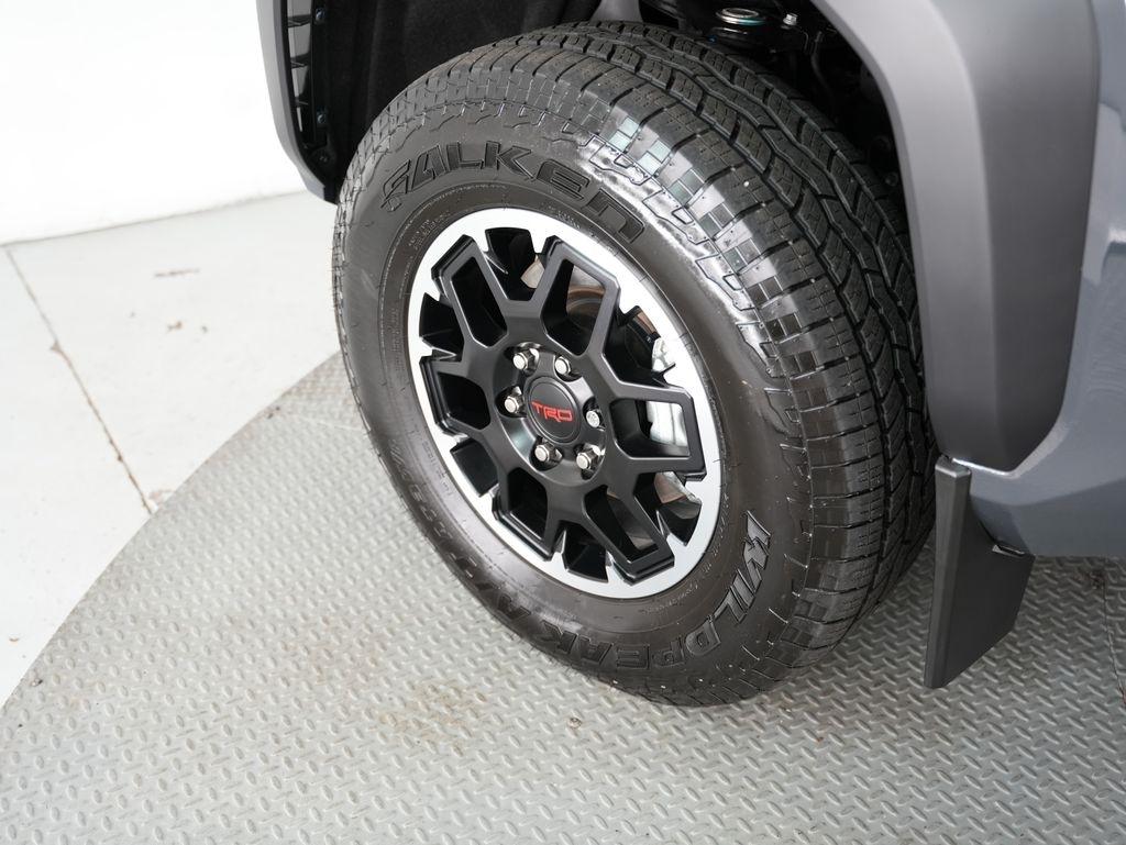 Toyota Tacoma 4WD TRD Sport Hybrid Double Cab 5' Bed AT (Natl) 2024