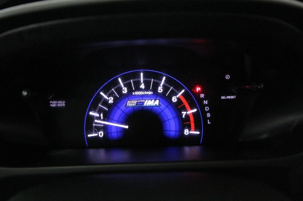 Honda Civic Hybrid 4dr Sdn L4 CVT 2014