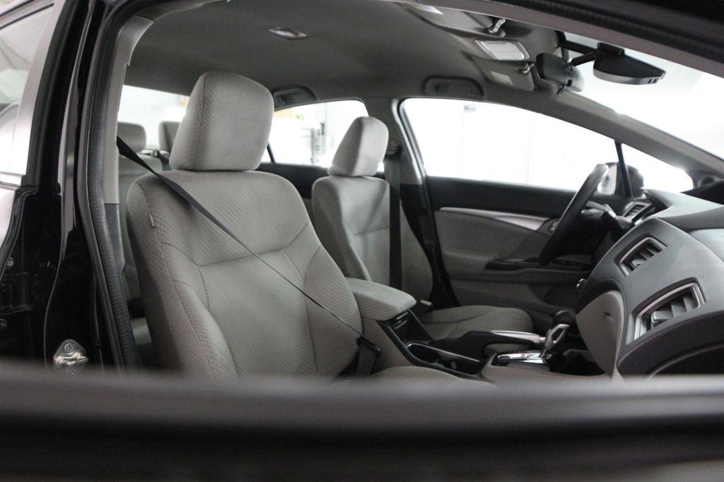 Honda Civic Hybrid 4dr Sdn L4 CVT 2014