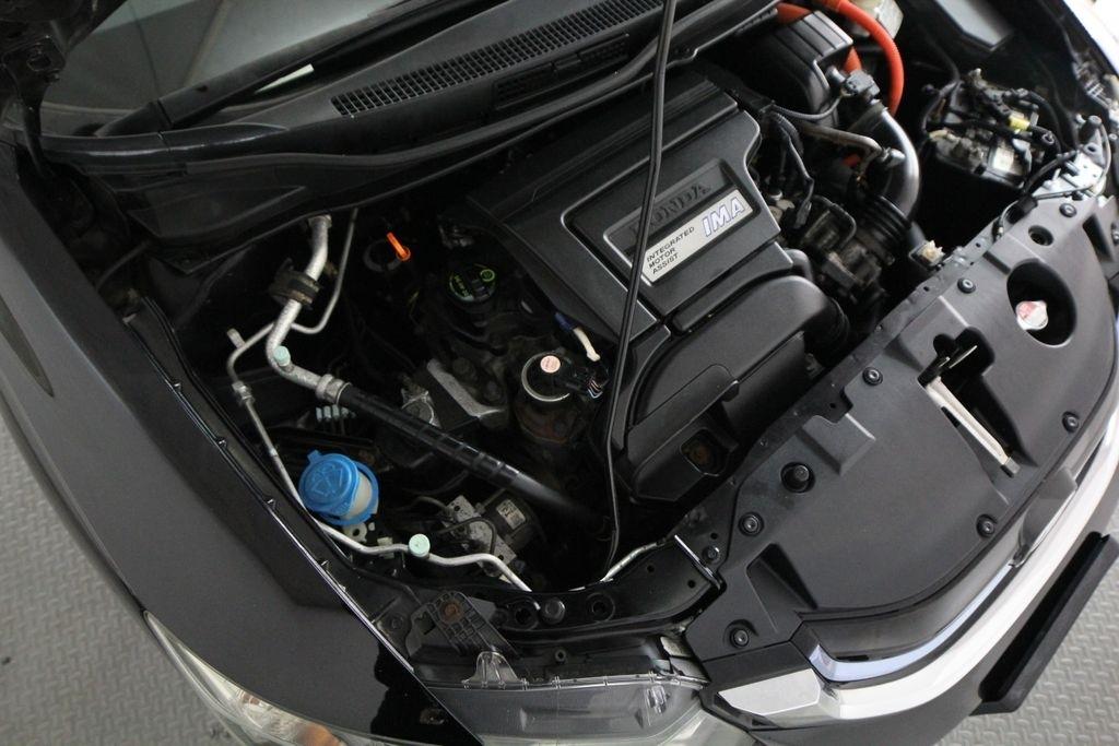 Honda Civic Hybrid 4dr Sdn L4 CVT 2014