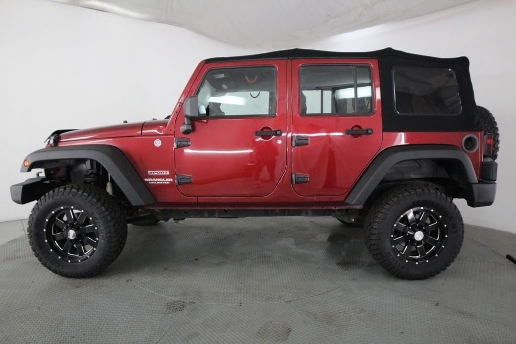 Jeep Wrangler Unlimited 4WD 4dr Sport 2013