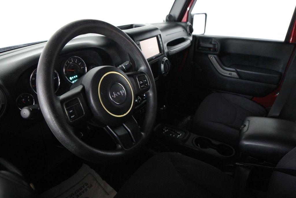Jeep Wrangler Unlimited 4WD 4dr Sport 2013