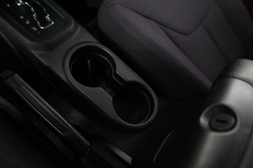 Jeep Wrangler Unlimited 4WD 4dr Sport 2013