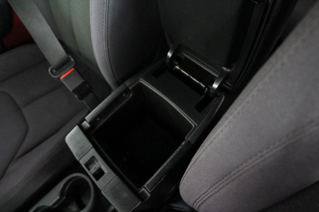 Jeep Wrangler Unlimited 4WD 4dr Sport 2013