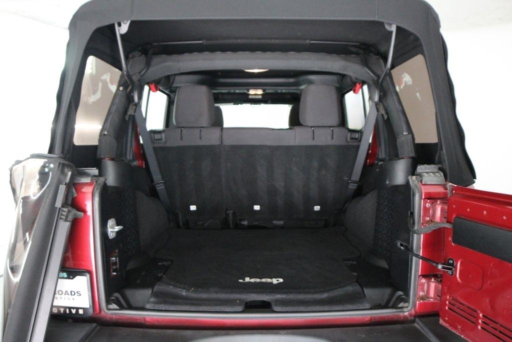 Jeep Wrangler Unlimited 4WD 4dr Sport 2013