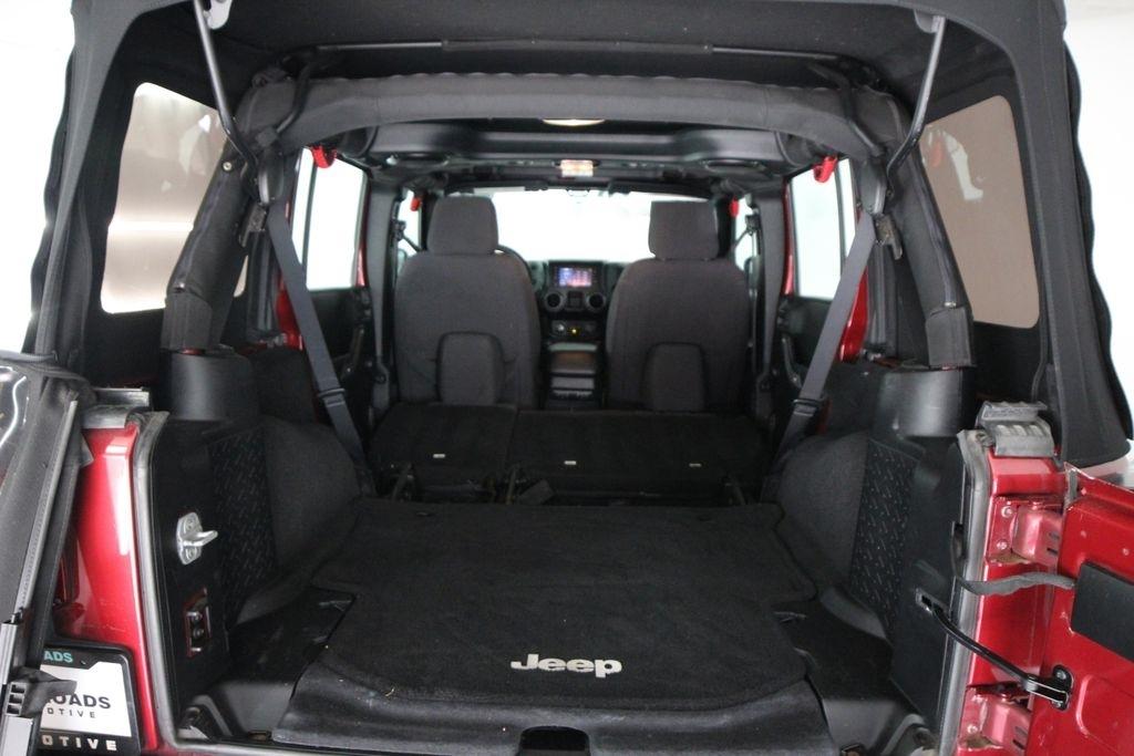 Jeep Wrangler Unlimited 4WD 4dr Sport 2013