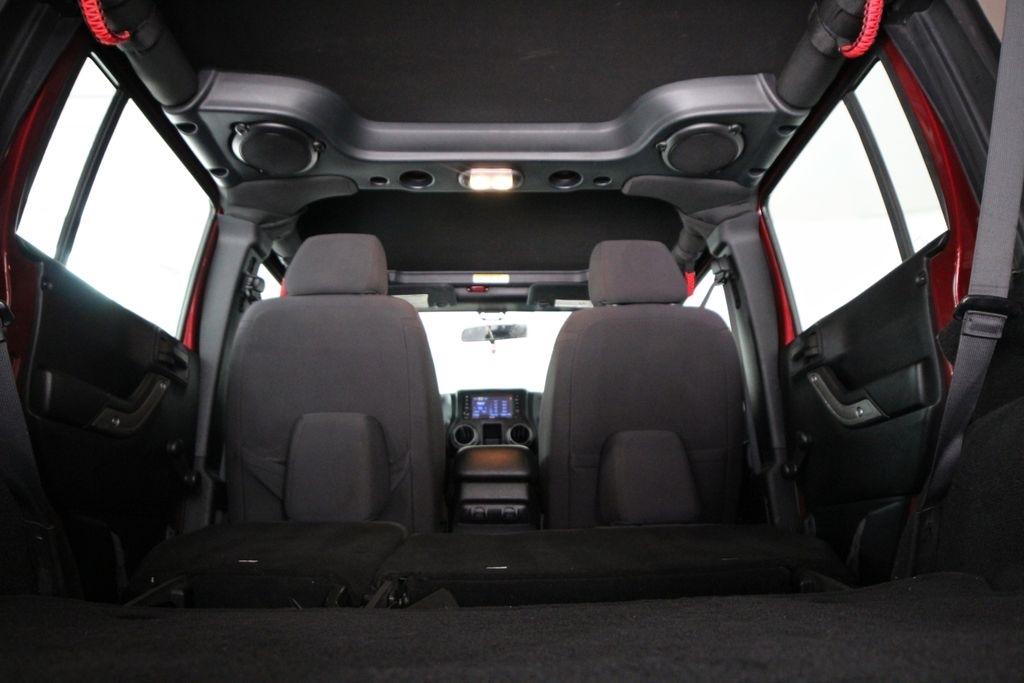 Jeep Wrangler Unlimited 4WD 4dr Sport 2013