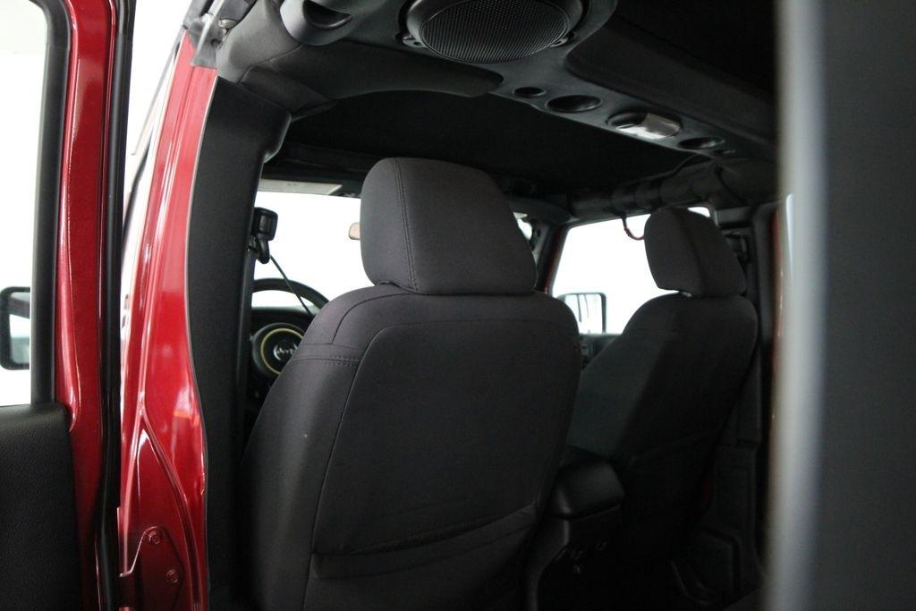 Jeep Wrangler Unlimited 4WD 4dr Sport 2013
