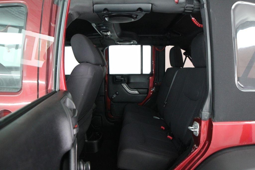 Jeep Wrangler Unlimited 4WD 4dr Sport 2013