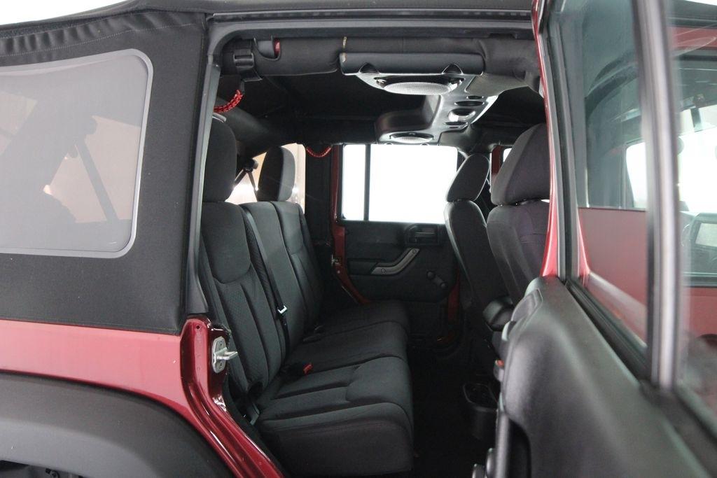 Jeep Wrangler Unlimited 4WD 4dr Sport 2013