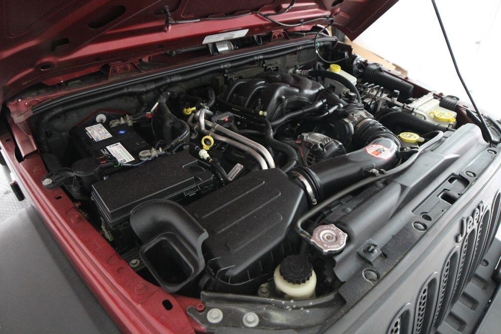Jeep Wrangler Unlimited 4WD 4dr Sport 2013