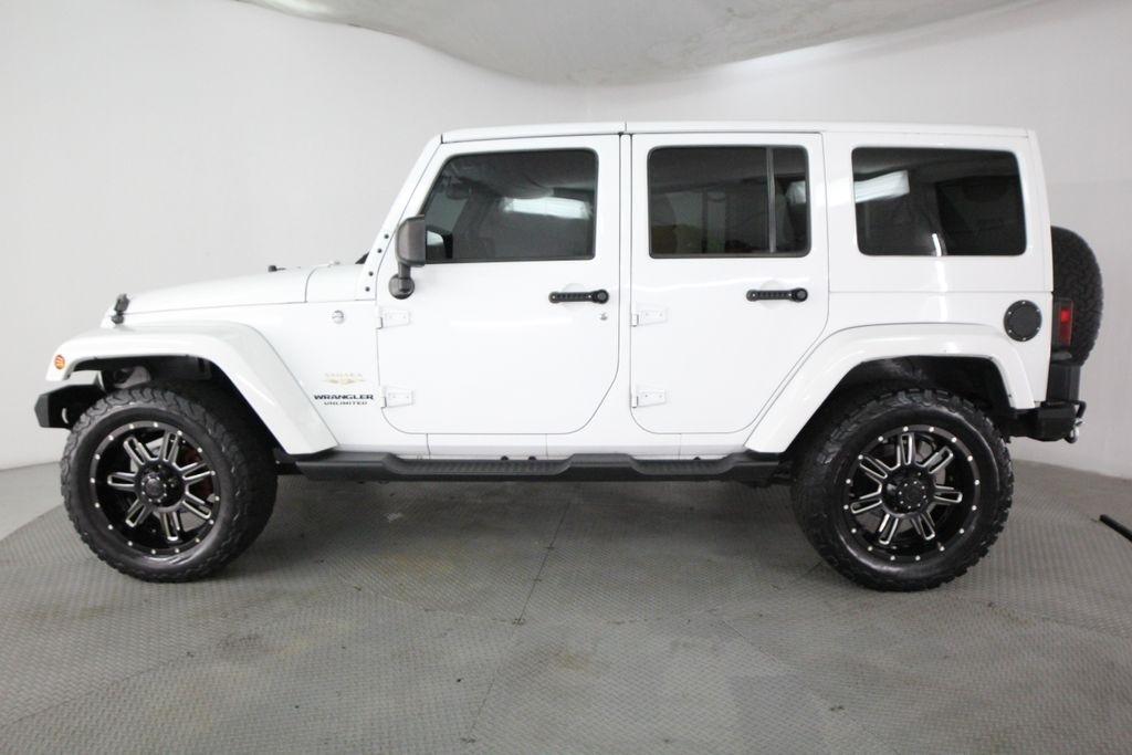 Jeep Wrangler Unlimited 4WD 4dr Sahara 2015