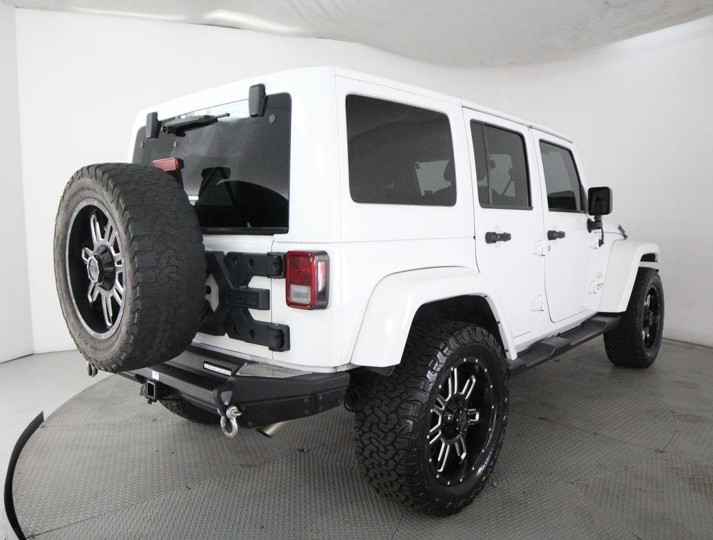Jeep Wrangler Unlimited 4WD 4dr Sahara 2015