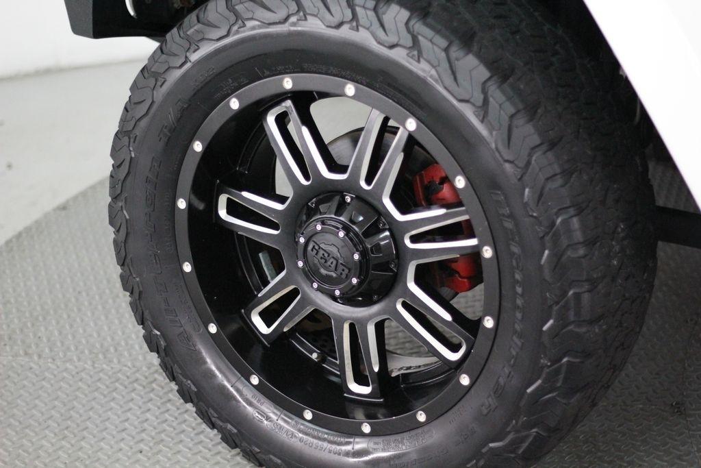 Jeep Wrangler Unlimited 4WD 4dr Sahara 2015