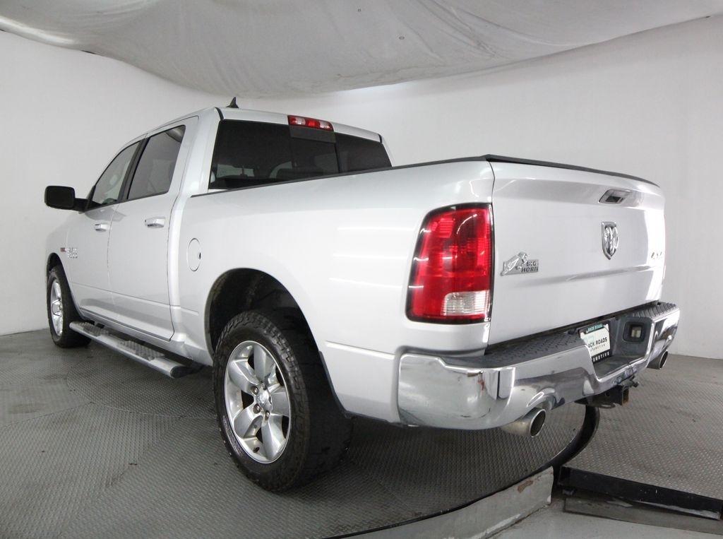 RAM 1500 4WD Crew Cab 140.5" Big Horn 2015