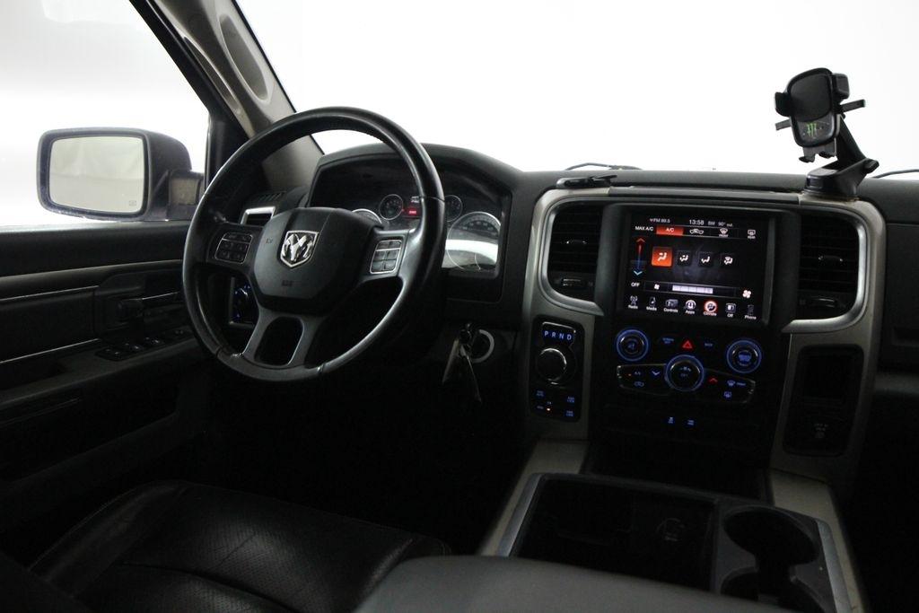 RAM 1500 4WD Crew Cab 140.5" Big Horn 2015