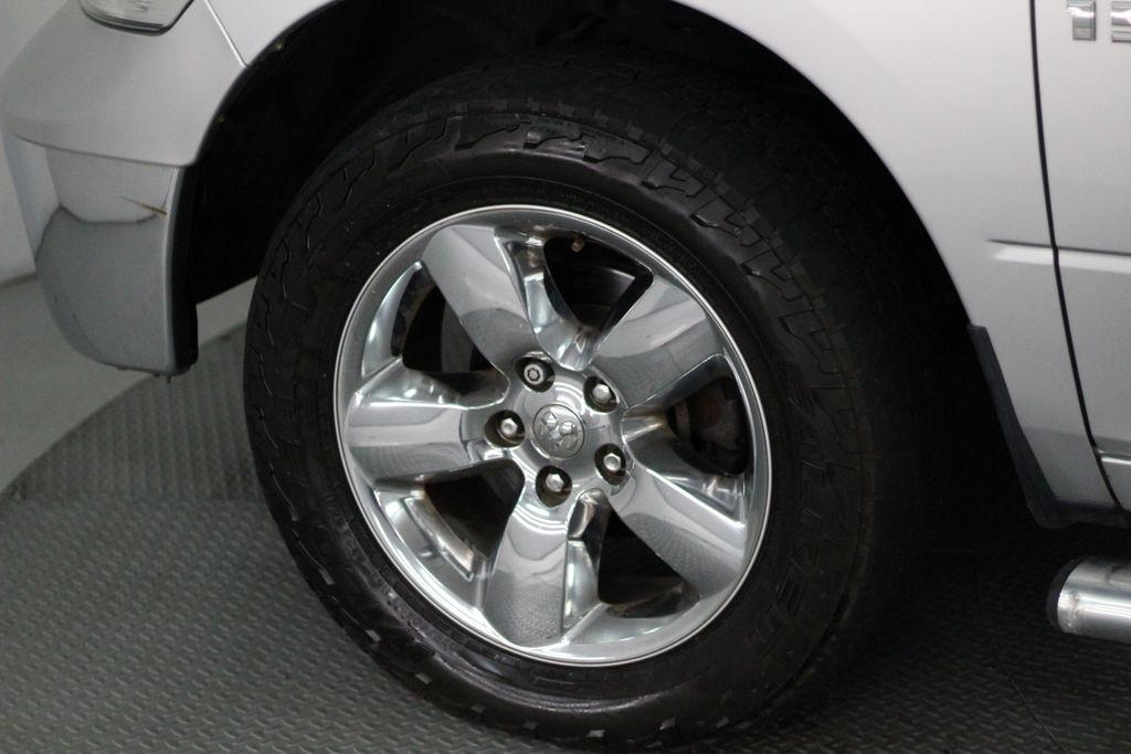 RAM 1500 4WD Crew Cab 140.5" Big Horn 2015