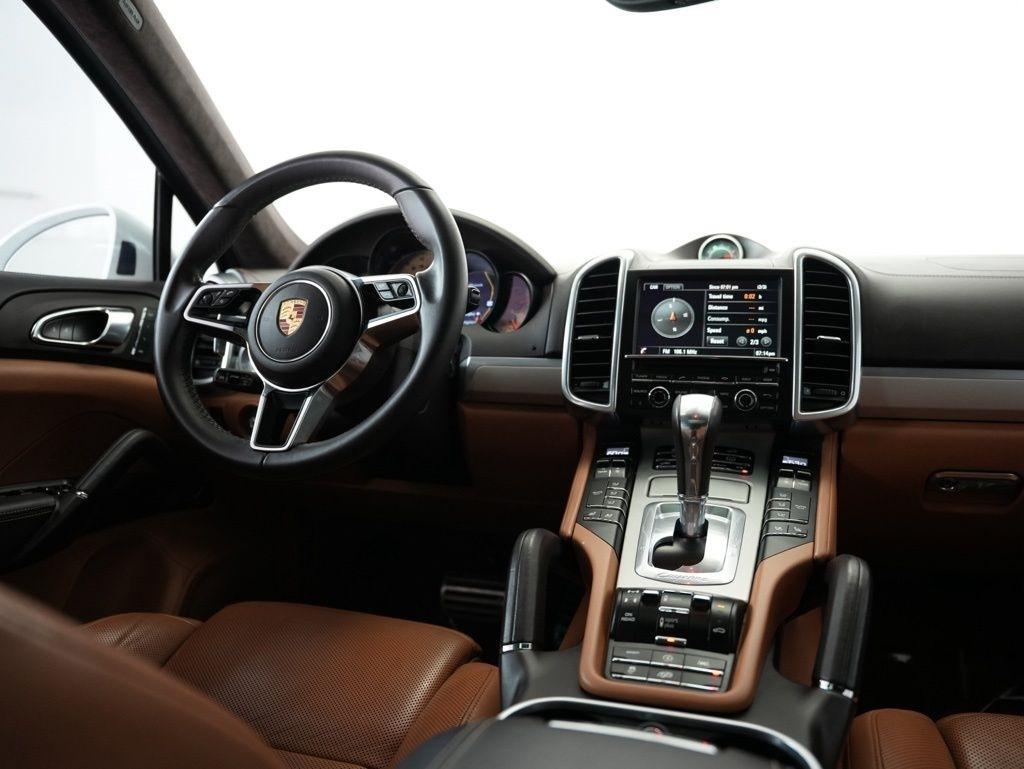 Porsche Cayenne AWD 4dr GTS 2016