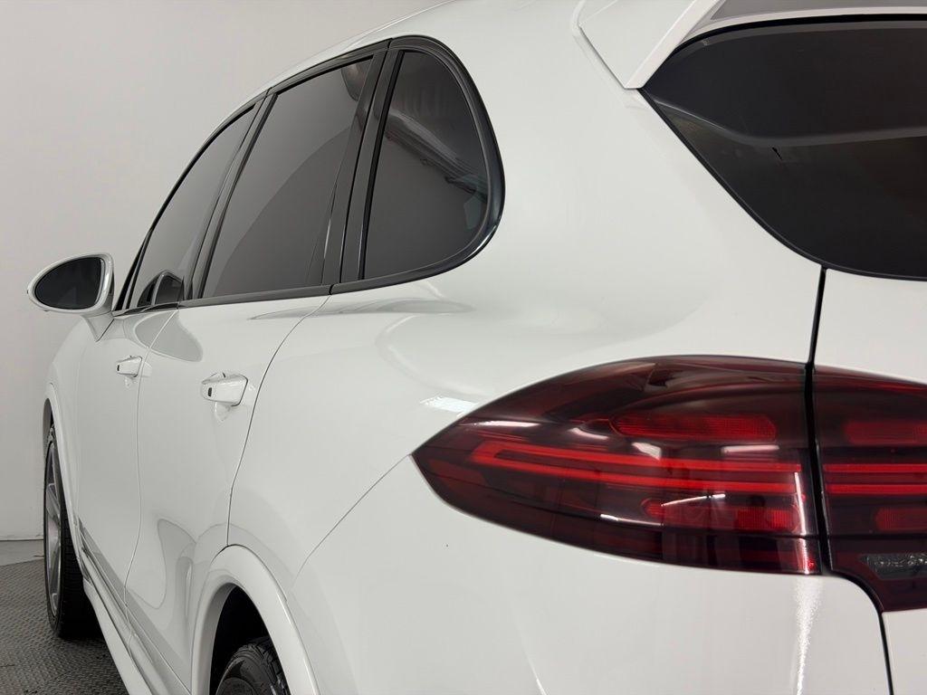 Porsche Cayenne AWD 4dr GTS 2016