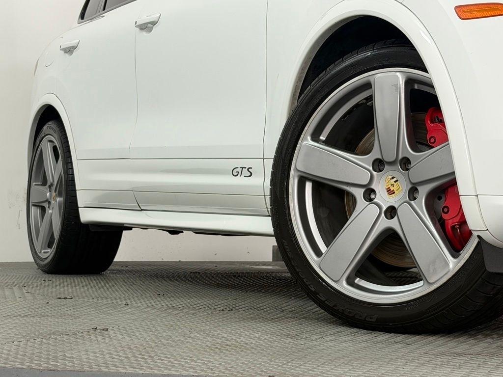 Porsche Cayenne AWD 4dr GTS 2016
