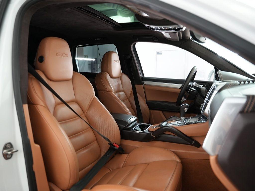Porsche Cayenne AWD 4dr GTS 2016