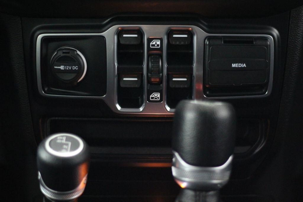 Jeep Gladiator Sport S 4x4 2023