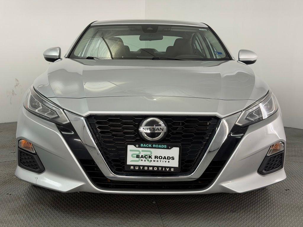 Nissan Altima 2.5 SV Sedan 2021