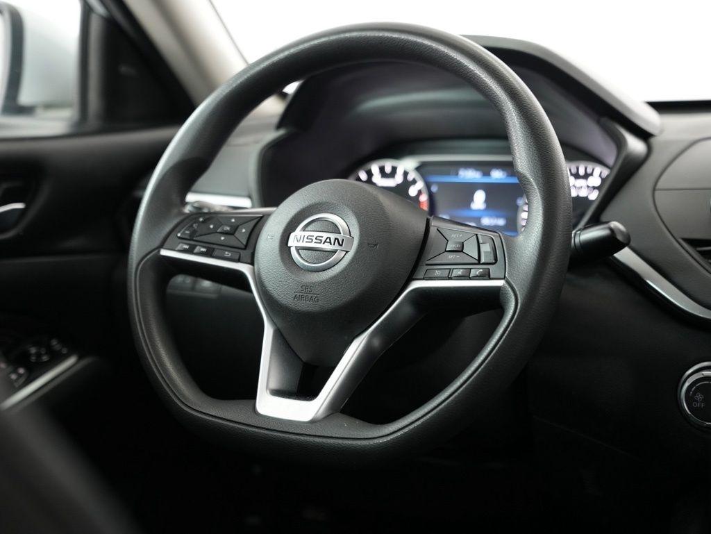 Nissan Altima 2.5 SV Sedan 2021